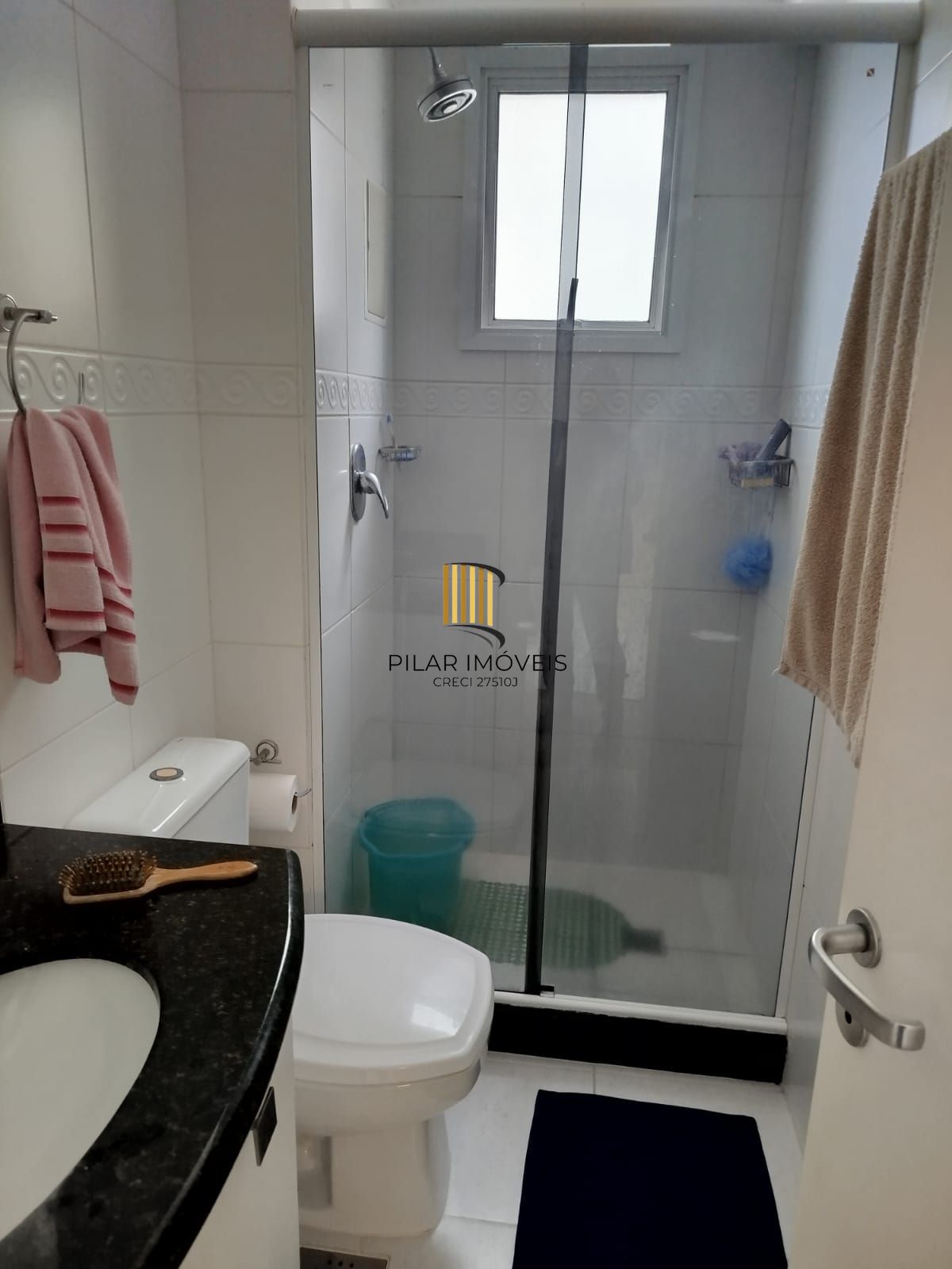 Apartamento Venda  03 dormitórios, transformado em 2 com living extendido.