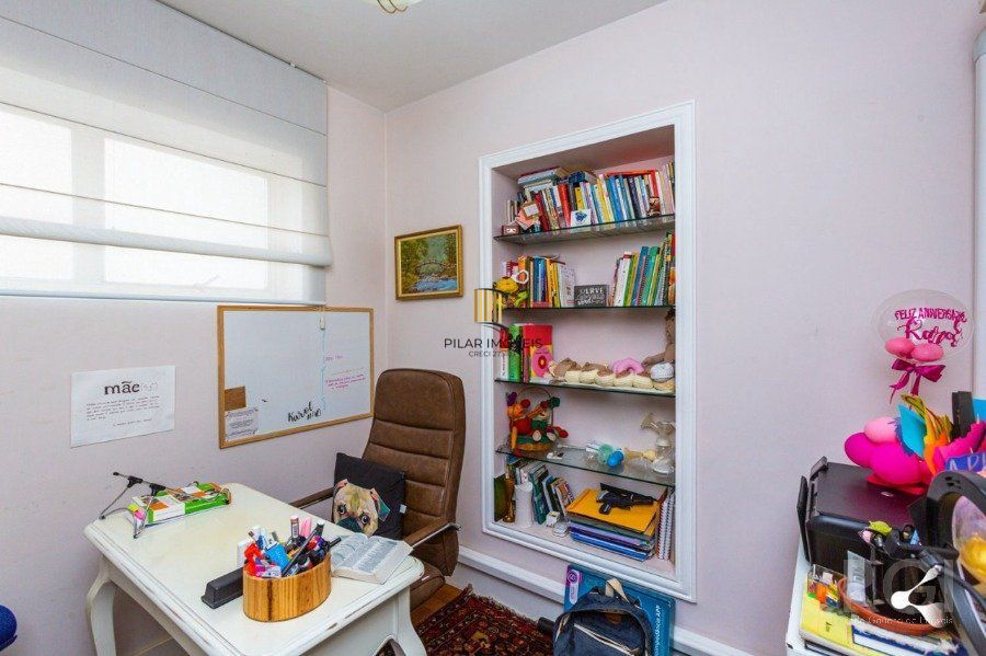Apartamento para Venda - 144.73m², 3 dormitórios, sendo 1 suites, 2 vagas - Moinhos de Vento