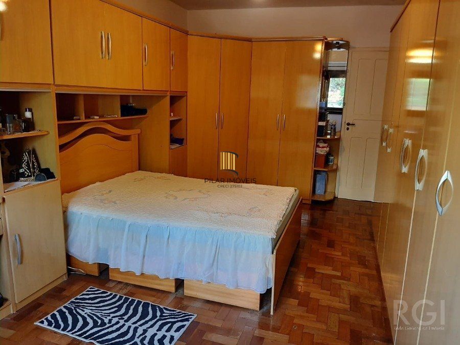 Casa para Venda - 136.6m², 4 dormitórios, 2 vagas - Rio Branco
