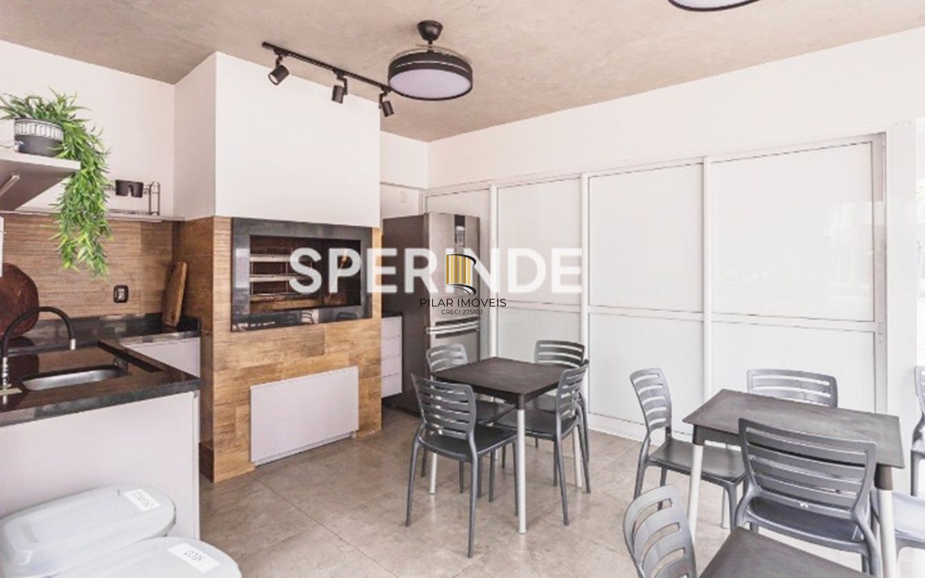 Ótimo apartamento de 02 dormitórios, área de serviço com banheiro auxiliar e 01 vaga de garagem no bairro Boa Vista