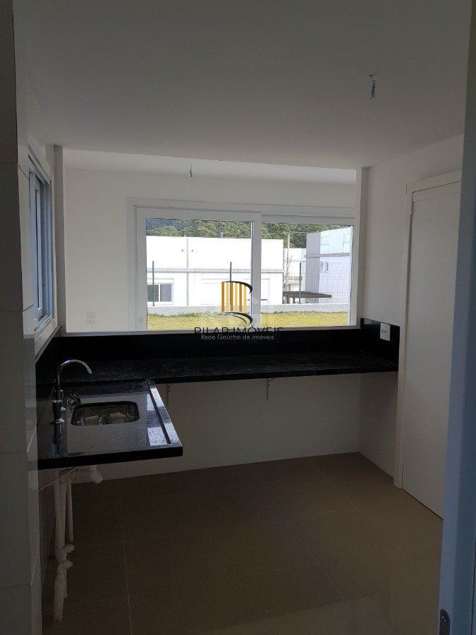 Casa Condominio para Venda - 220m², 5 dormitórios, sendo 4 suites, 5 vagas - São Tomé