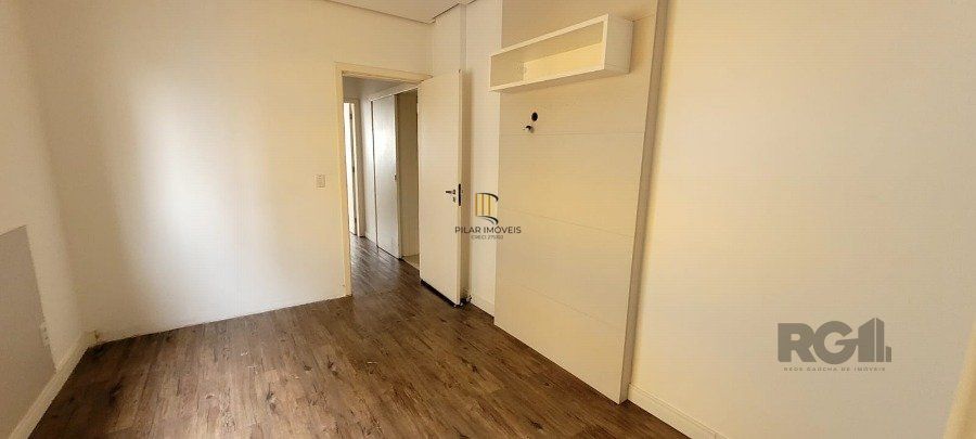 Apartamento a venda 2 dormitórios com churrasqueira, 1 suite, elevador e garagem,  bairro Santana, Porto Alegre RS