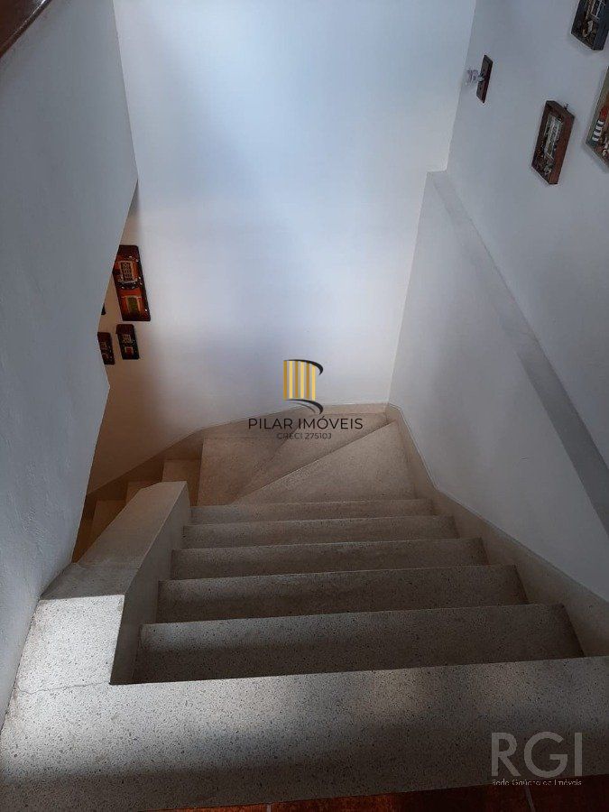 Casa para Venda - 136.6m², 4 dormitórios, 2 vagas - Rio Branco