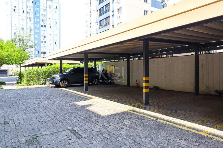 Apartamento para Venda - 73.22m², 2 dormitórios, sendo 1 suites, 1 vaga - Mont Serrat