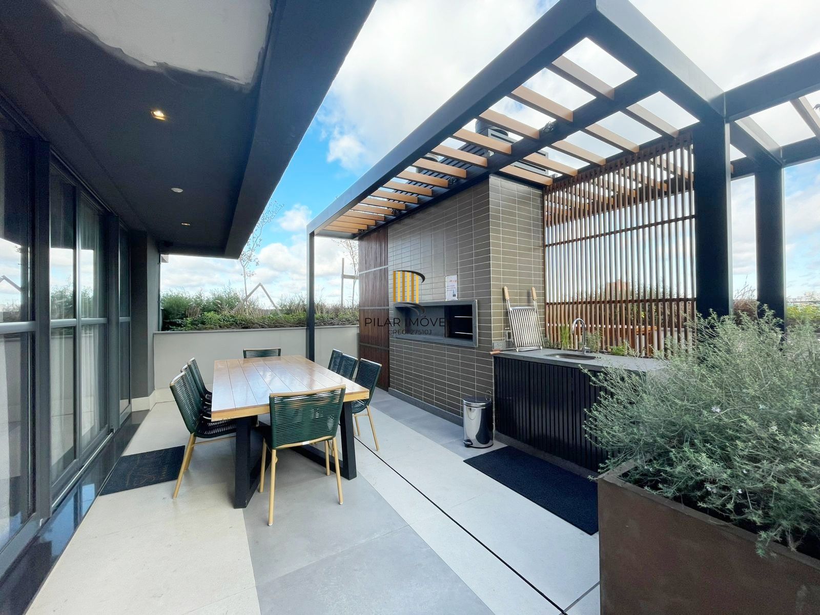 Loft de 26 m² no Skyline Parque Moinhos - 15º andar.