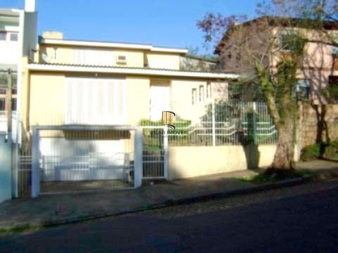 Casa 3 dormitórios no bairro Jardim do Salso