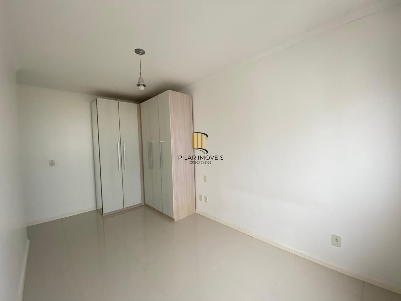 Apartamento de 61 m², com 2 dormitórios, 2 banheiros e 1 vaga no bairro Protásio Alves, Porto Alegre