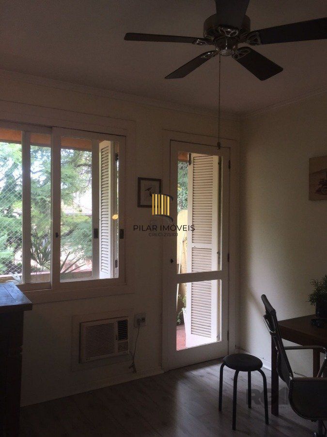 Apartamento 2 dormitórios no bairro Floresta