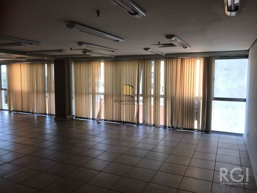 Conjunto/Sala para Venda - 90m², 0 dormitórios, Centro