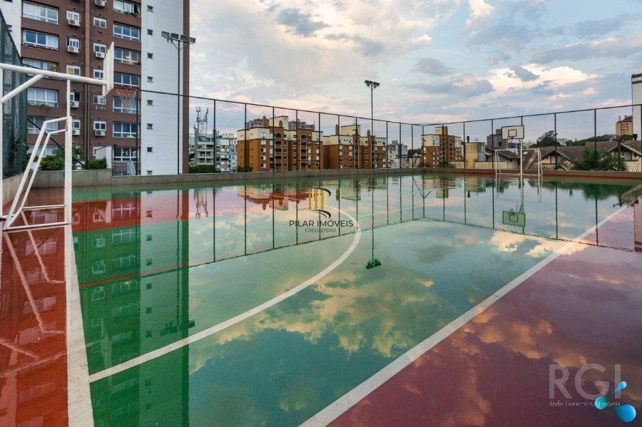 Apartamento com 1 dormitório Garagem e Elevador à venda na Boa Vista Porto Alegre RS