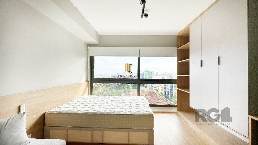 Apartamento para Venda - 29m², 1 quarto, 1 vaga - Petrópolis
