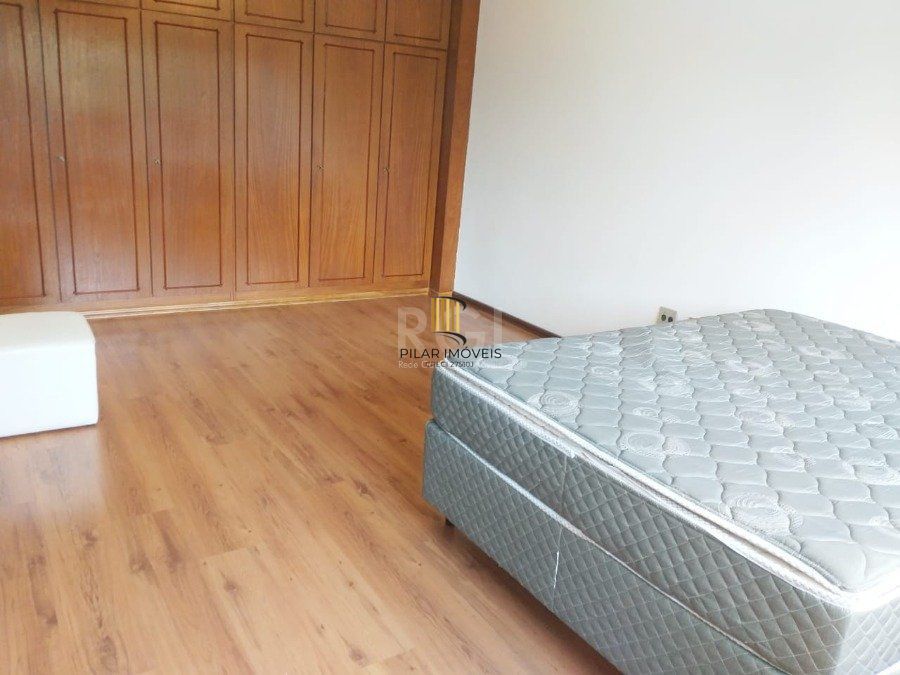 Apartamento para Venda - 130m², 3 dormitórios, sendo 1 suites, 2 vagas - Moinhos de Vento