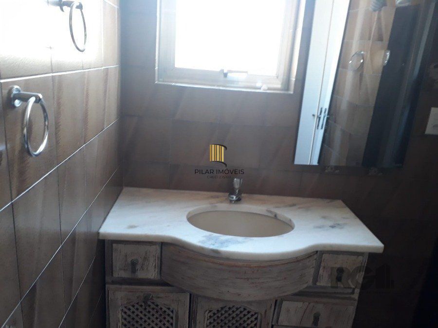 VENDA Ótimo apartamento, 70,40 m2, semi mobiliado, 2 dormitórios