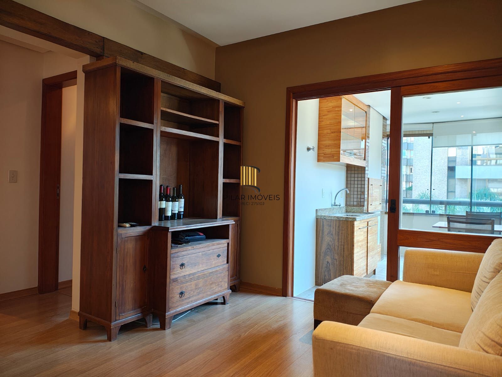 Apartamento Av Guaporé, 2 dormitórios, 2 vagas, churrasqueira