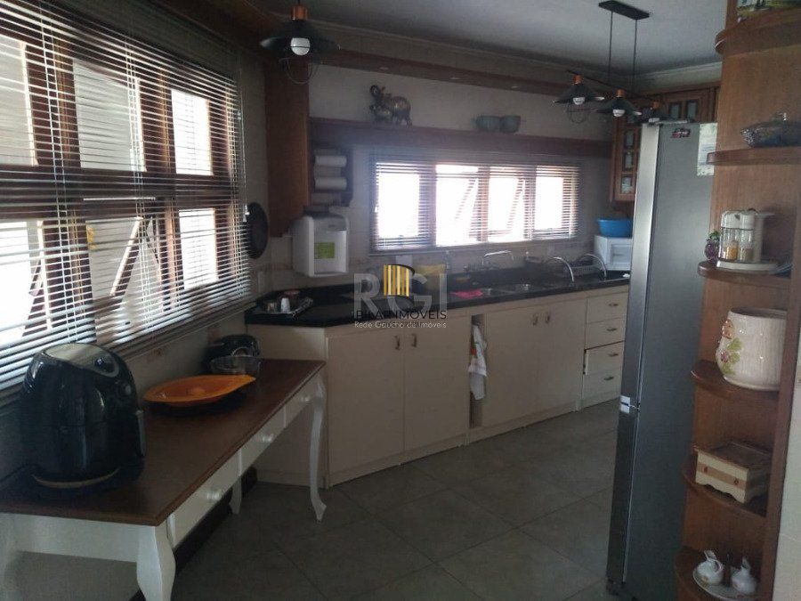 Casa Condominio para Venda - 555.15m², 5 dormitórios, sendo 1 suites, 2 vagas - Tristeza