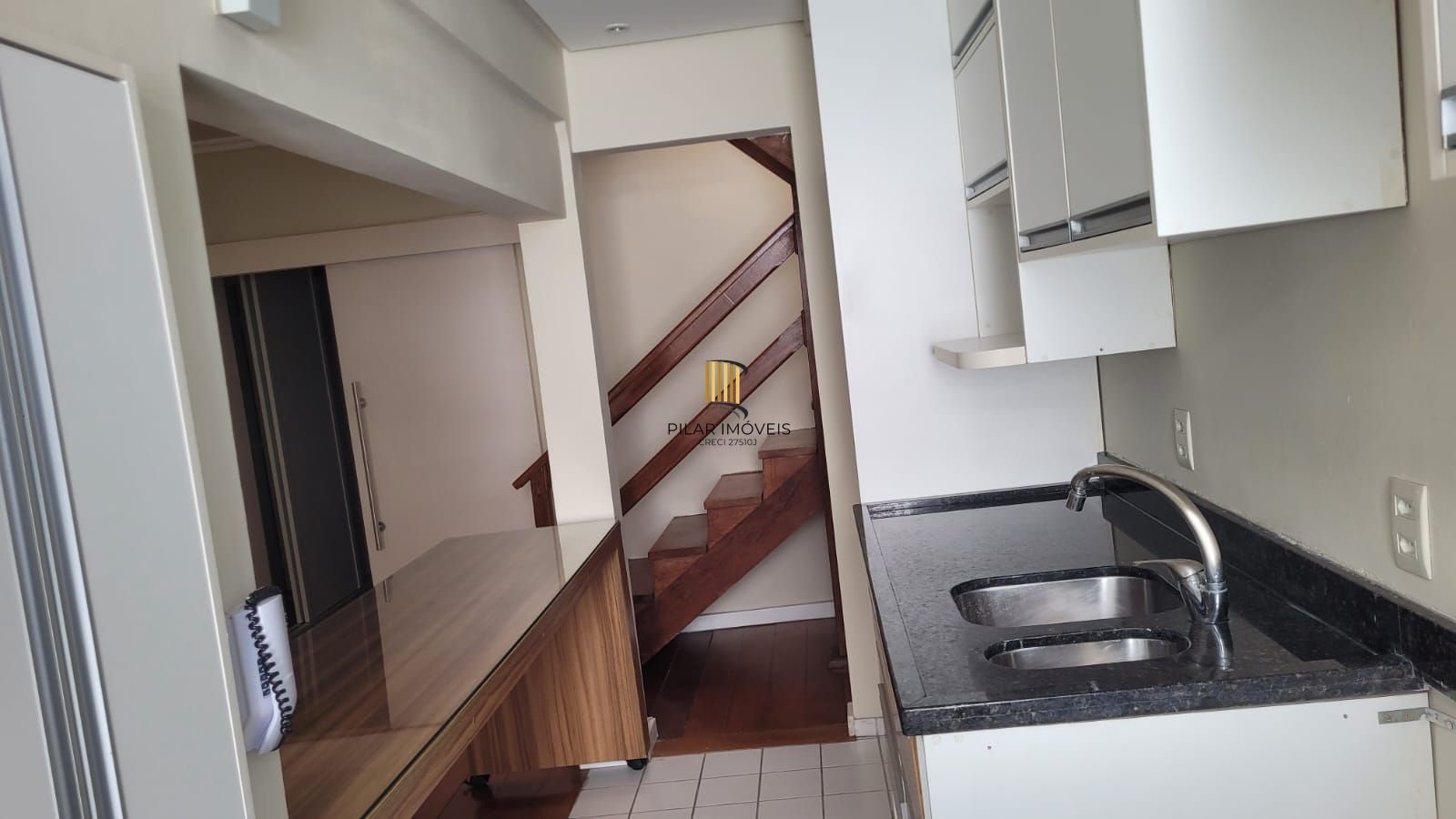VENDA COBERTURA NO MONT SERRAT 2 DORM com 94m² privativos