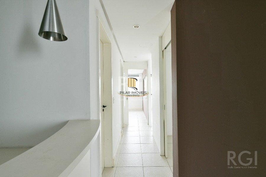 Conjunto/Sala para Venda - 153m², 0 dormitórios, 1 vaga - Petrópolis