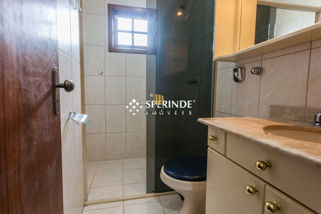 Excelente casa , com 126m2 de área privativa no Bairro Vila Floresta