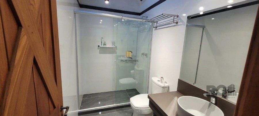 Venda Casa maravilhosa em terreno de 8.125m² com acesso ao Rio Guaiba,  na Estrada Retiro da Ponta Grossa - Porto Alegre
