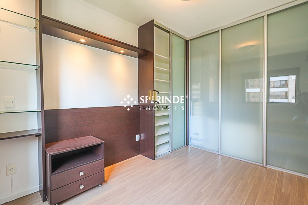 Apartamento de 1 dormitórios, 54,87 area privativa ,  e 1 vaga de garagem escriturada, no bairro Bela Vista em Porto Alegre