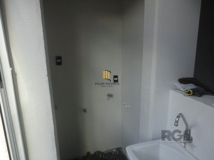 APARTAMENTO 2 DORMITÓRIOS NA FRANCISCO FERRER