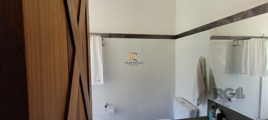 Venda Casa maravilhosa em terreno de 8.125m² com acesso ao Rio Guaiba,  na Estrada Retiro da Ponta Grossa - Porto Alegre
