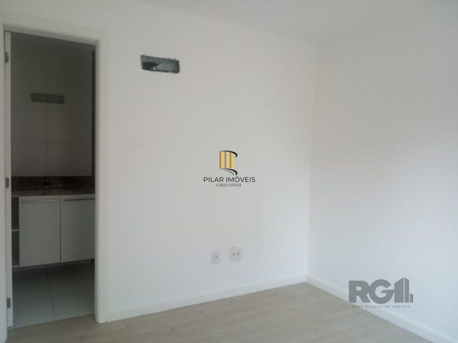 Apartamento garden com 2 suítes, lavado, área de serviço. um pátio enorme muito ensolarado.com 123,34m² de área privativa, 2 vagas