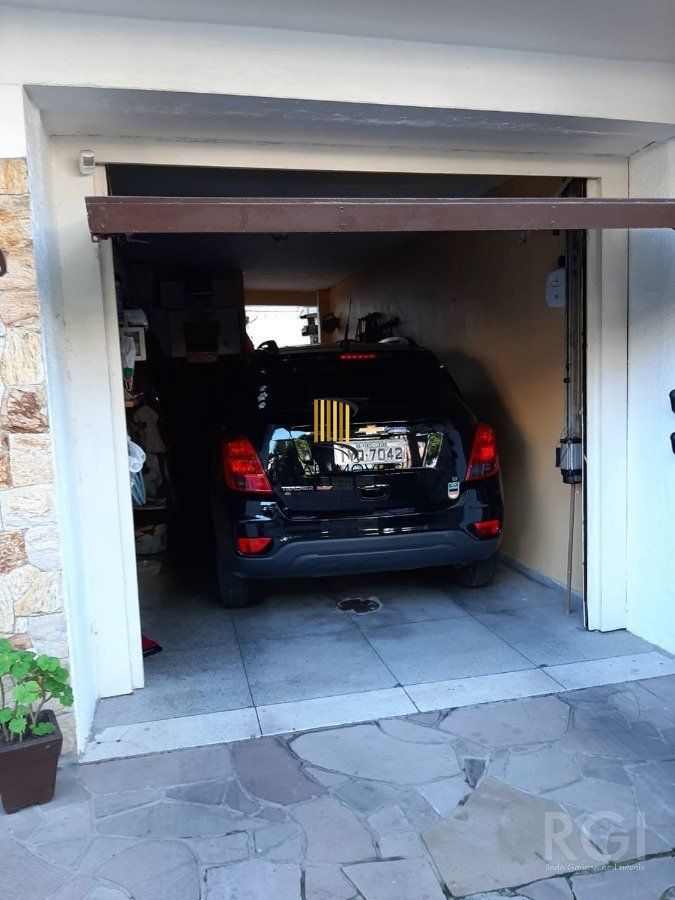 Casa para Venda - 136.6m², 4 dormitórios, 2 vagas - Rio Branco