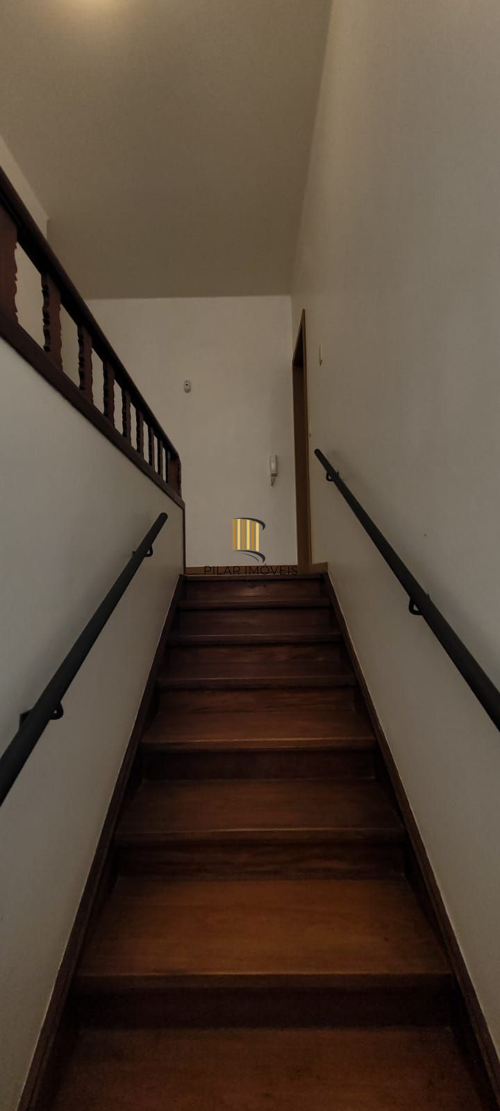 Casa 4 quartos reformada na Rua Andre Poente, residencial com potencial para comercial Próximo Hospital Moinhos de Vento