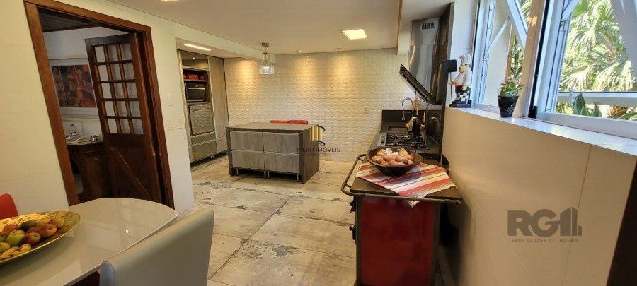 Venda Casa maravilhosa em terreno de 8.125m² com acesso ao Rio Guaiba,  na Estrada Retiro da Ponta Grossa - Porto Alegre