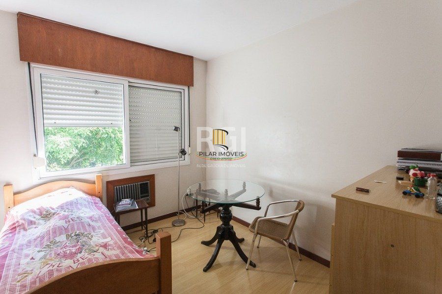 Apartamento para Venda - 122m², 3 dormitórios, 2 vagas - Petrópolis