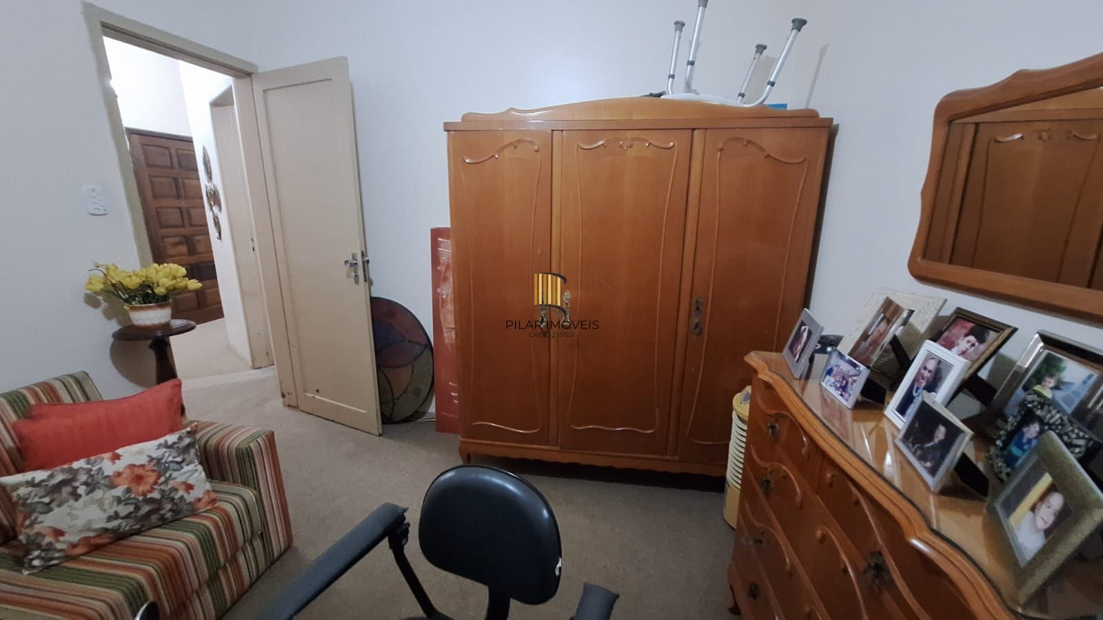 **Apartamento Mobiliado de 3 Quartos à Venda em Porto Alegre, Rio Grande do Sul**