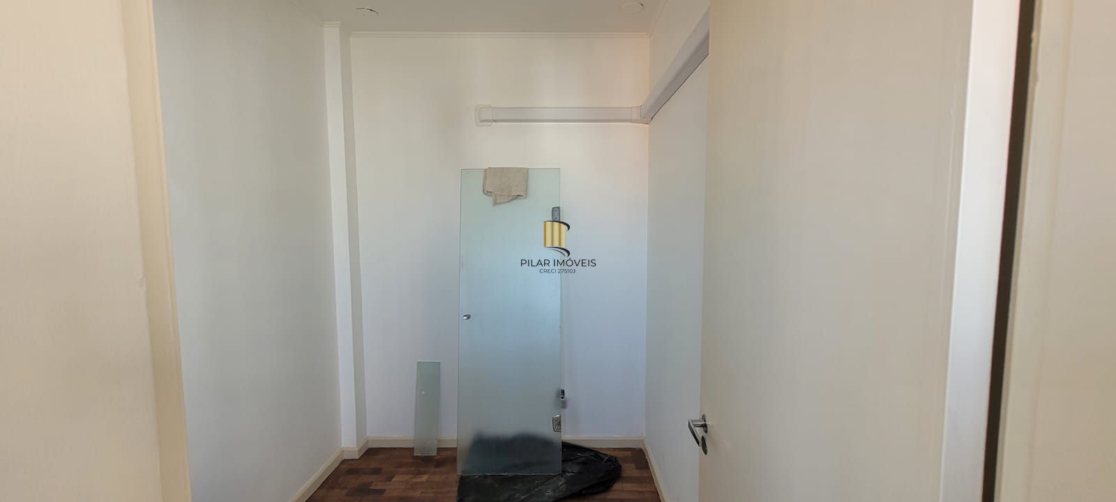 VENDA APARTAMENTO 3 DORMITÓRIOS, SUITE, GARAGEM, ELEVADOR, VISTA, EXCELENTE ORIENTAÇÃO SOLAR, BAIRRO RIO BRANCO JUNTO AO BOM FIM