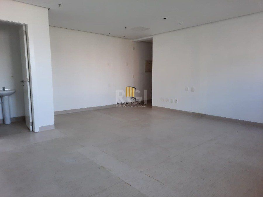 Conjunto/Sala para Venda - 36m², 0 dormitórios, 1 vaga - Rio Branco