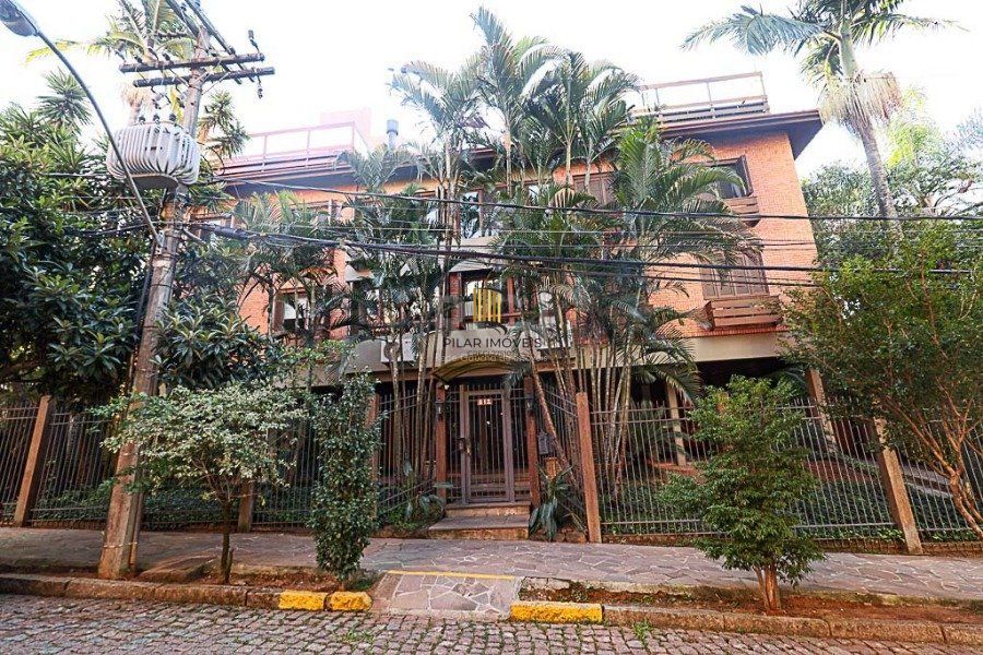 Excelente apartamento de 3 dormitórios , uma suíte , próximo ao Grêmio Náutico União de Petrópolis, - Pilar Imóveis