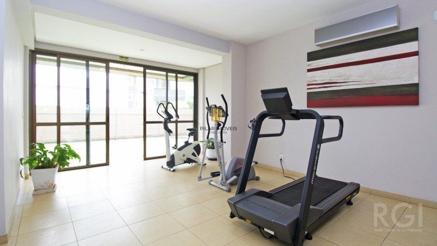 Apartamento para Venda  -  2 dormitórios,  1 suite,  andar alto,  LAREIRA, CHURRASQUEIRA 2 vagas - Petrópolis