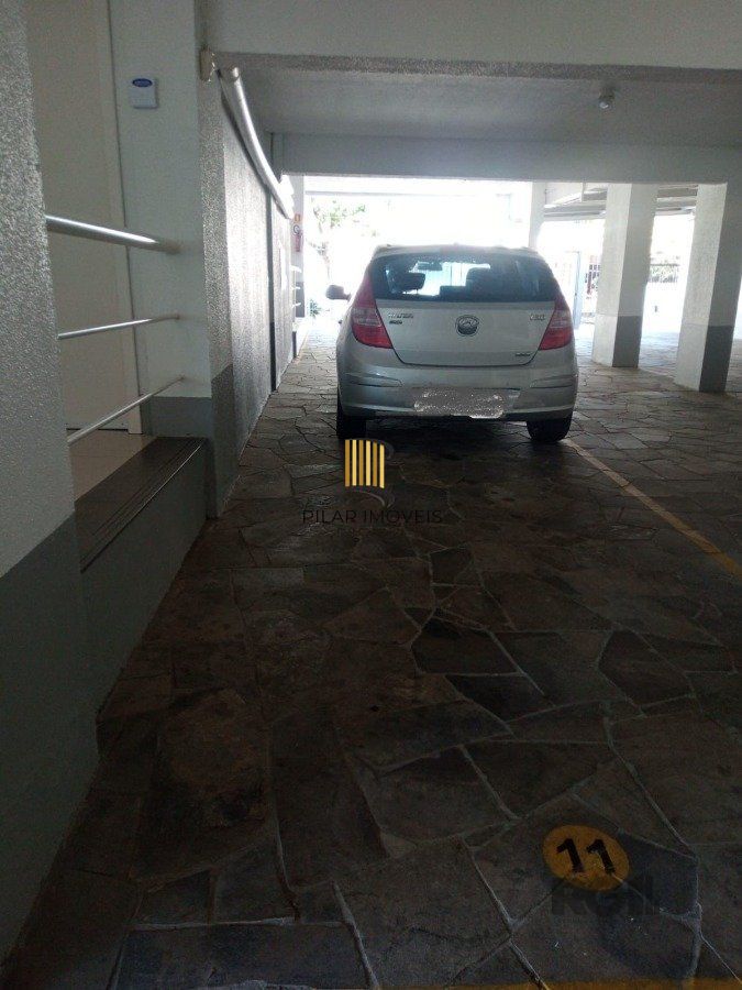 Apartamento garden com 2 suítes, lavado, área de serviço. um pátio enorme muito ensolarado.com 123,34m² de área privativa, 2 vagas