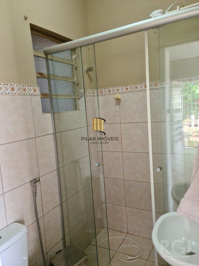Casa para Venda - 169.98m², 3 dormitórios, 4 vagas - Coronel Aparício Borges