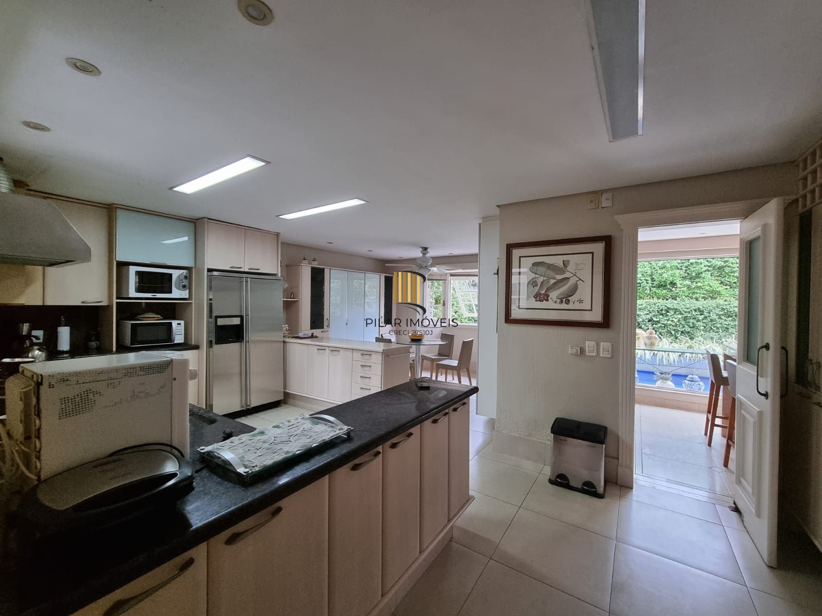 Casa em condomínio 515,73m2, 04 suítes no Bairro Boa Vista