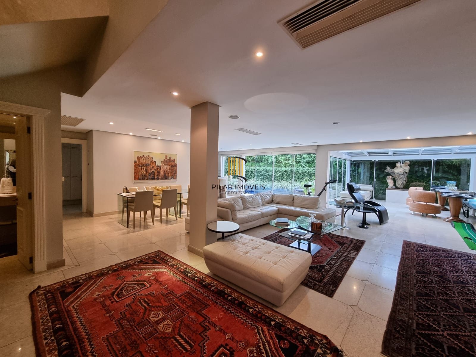 Casa em condomínio 515,73m2, 04 suítes no Bairro Boa Vista