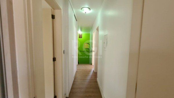 Casa para Venda - 352m², 5 dormitórios, sendo 1 suites, 4 vagas - Rubem Berta