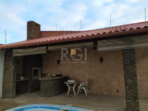 Casa para Venda - 352m², 5 dormitórios, sendo 1 suites, 4 vagas - Rubem Berta