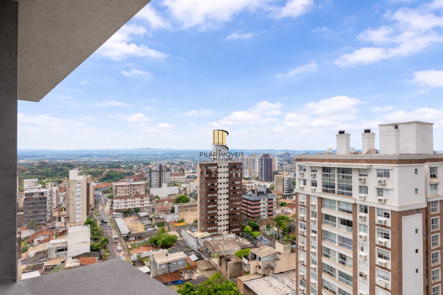 Apartamento maravilhoso, duas vagas individuais, infra de clube, próximo ao Iguatemi, Bairro Boa Vista