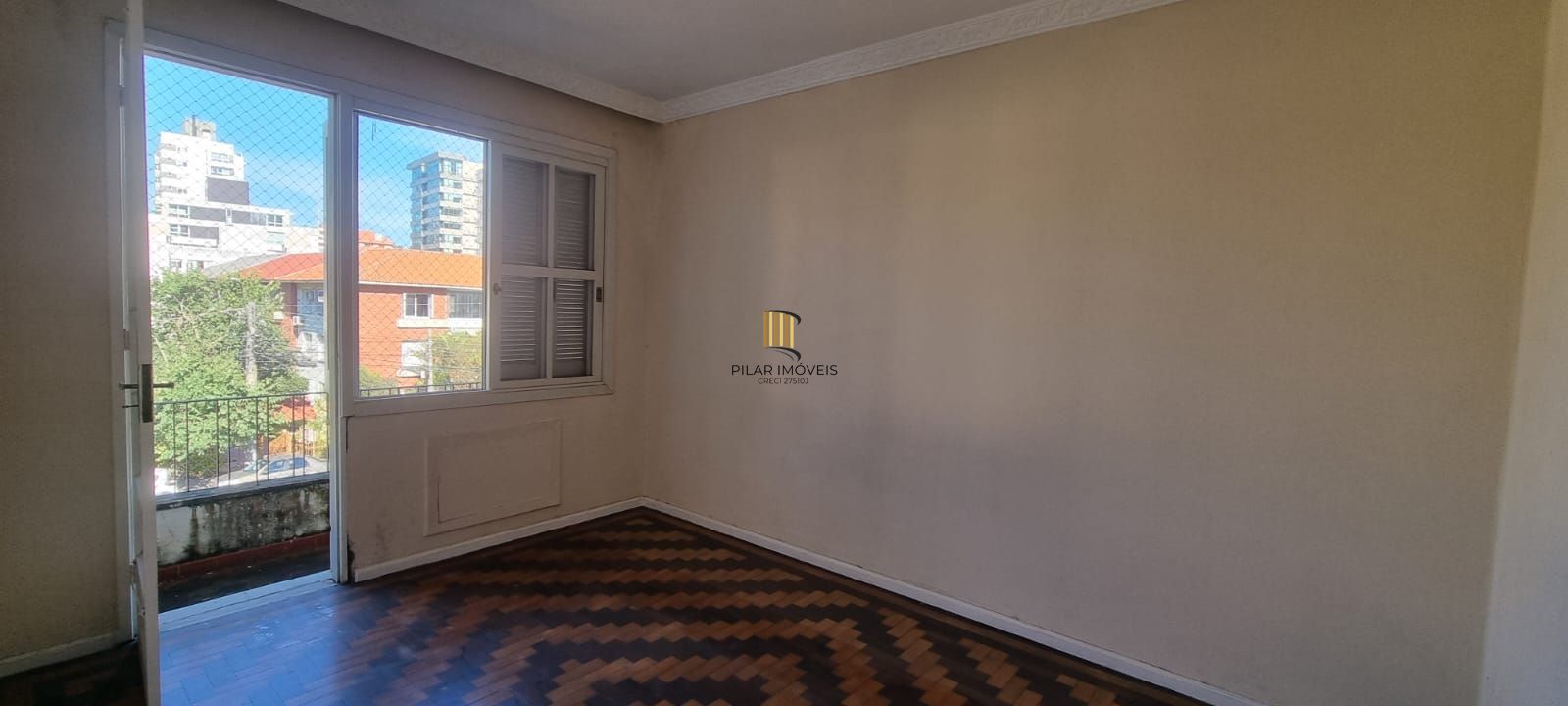 Apartamento 03 dormitórios com 01 vaga no bairro Praia de Belas