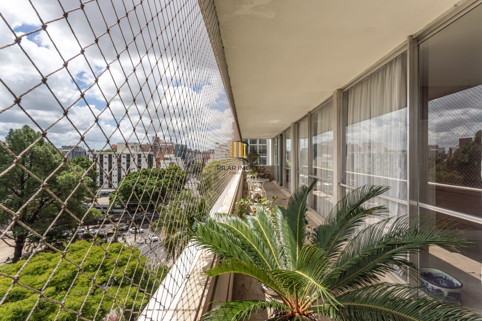 Apartamento 486,52m2 no tradicional Ed. Floragê