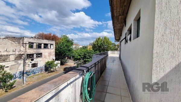 Prédio 430mq a venda no bairro Navegantes