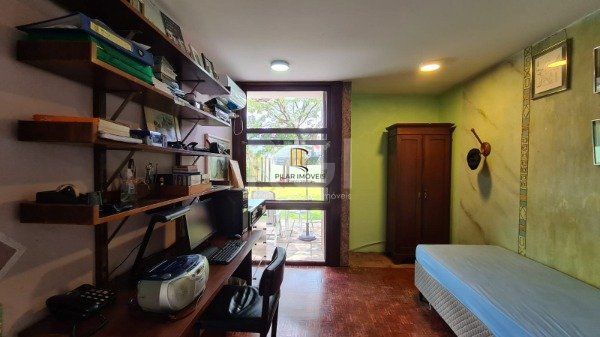 Casa Condominio para Venda - 300m², 4 dormitórios, sendo 1 suites, 2 vagas - Santa Tereza