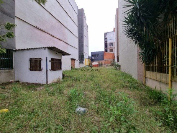 Terreno no bairro Passo da Areia - Porto Alegre | Zona Norte - Pilar Imóveis