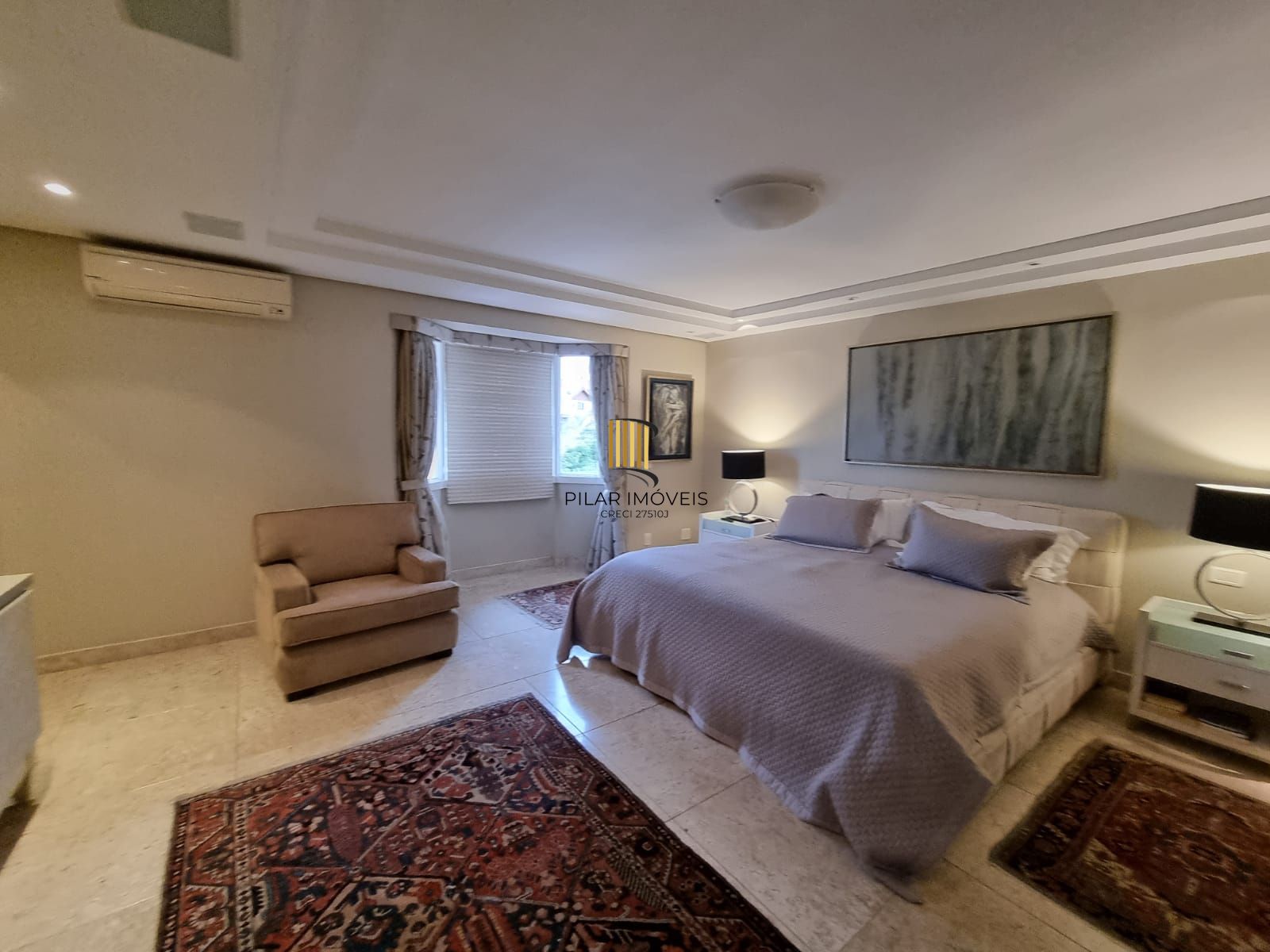 Casa em condomínio 515,73m2, 04 suítes no Bairro Boa Vista