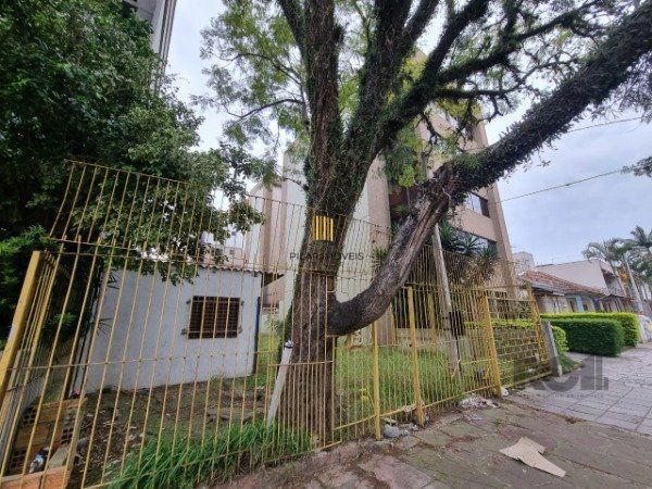 Terreno no bairro Passo da Areia - Porto Alegre | Zona Norte